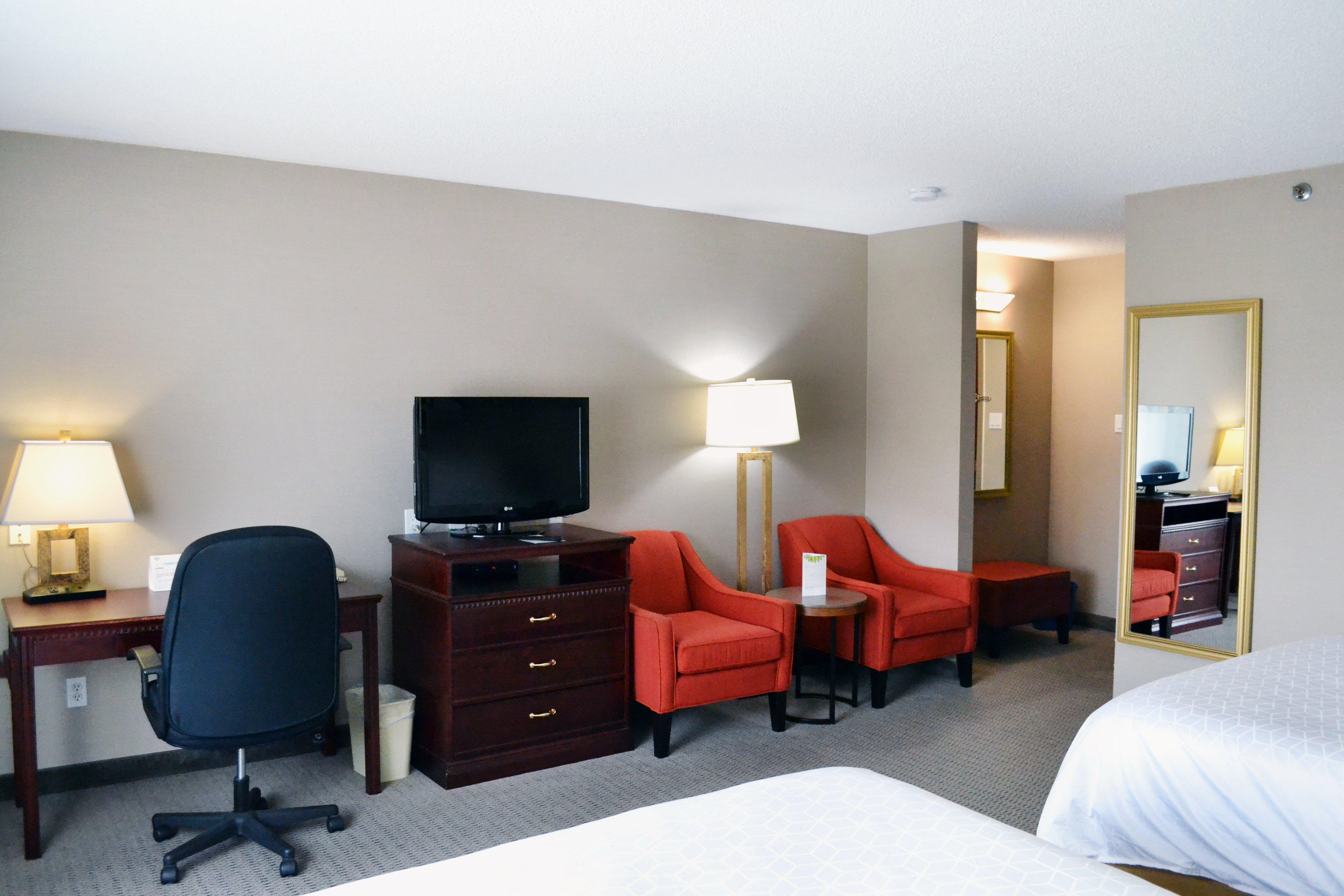 Holiday Inn Express Red Deer By Ihg Buitenkant foto
