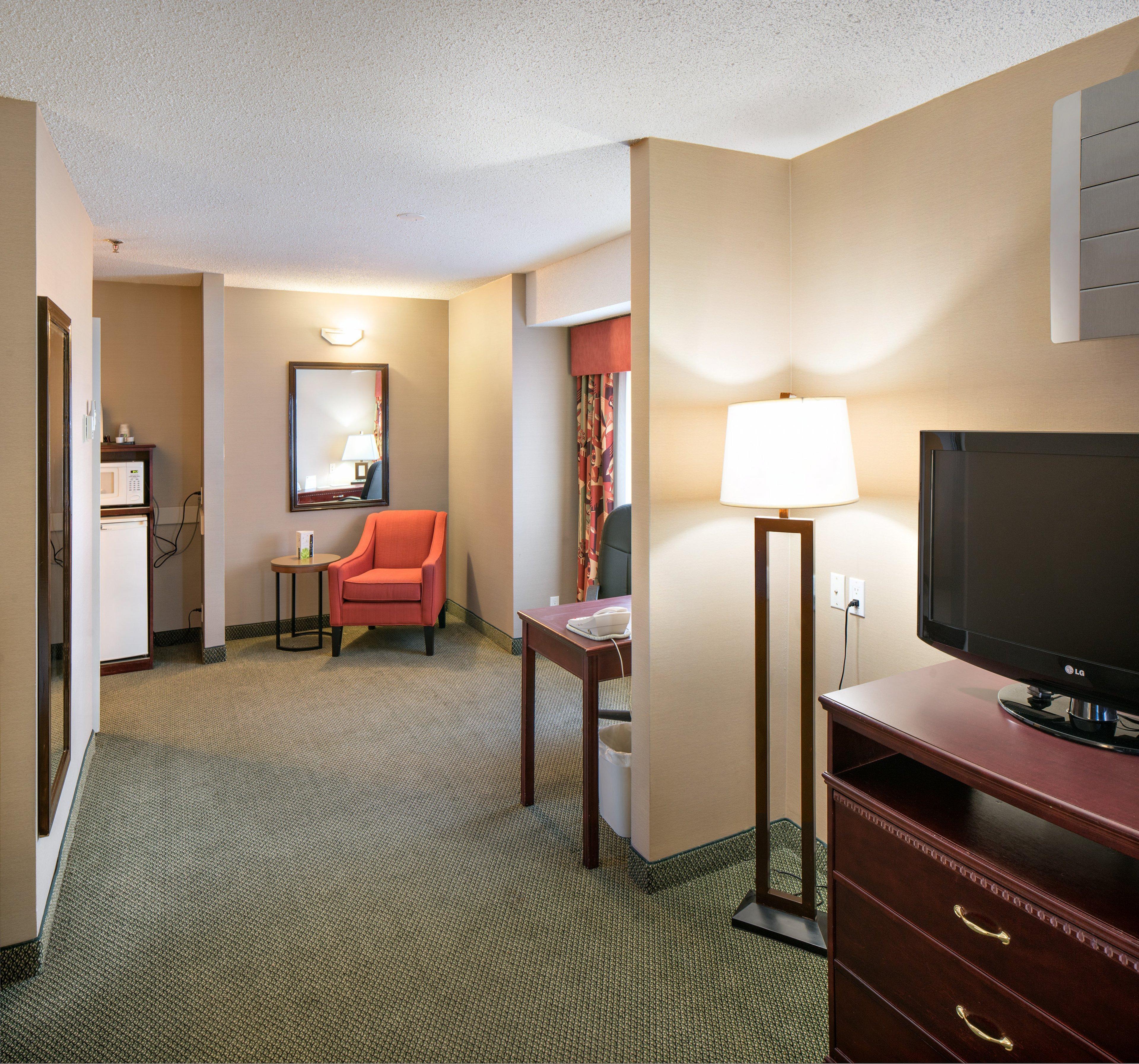 Holiday Inn Express Red Deer By Ihg Buitenkant foto