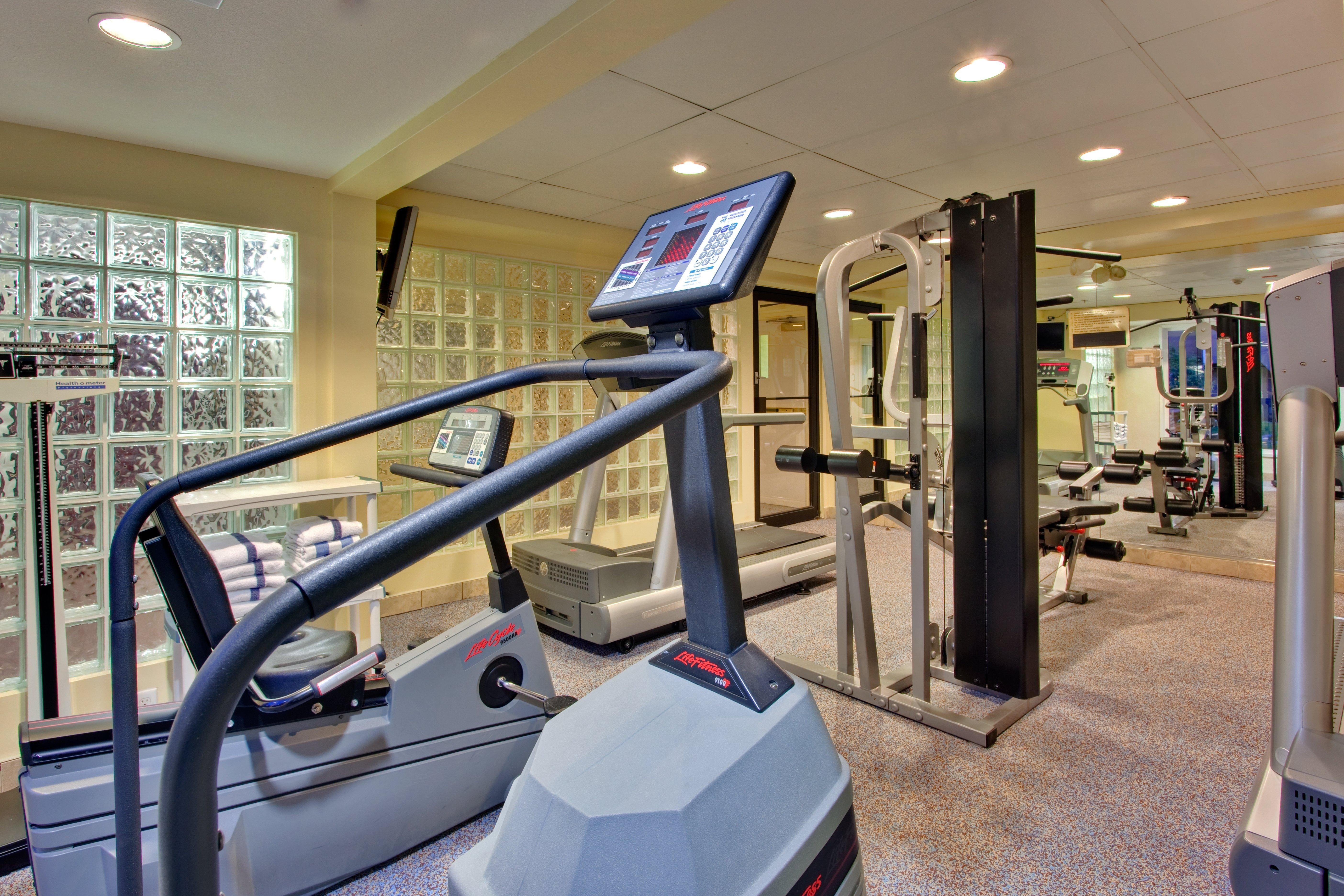 Holiday Inn Express Red Deer By Ihg Buitenkant foto