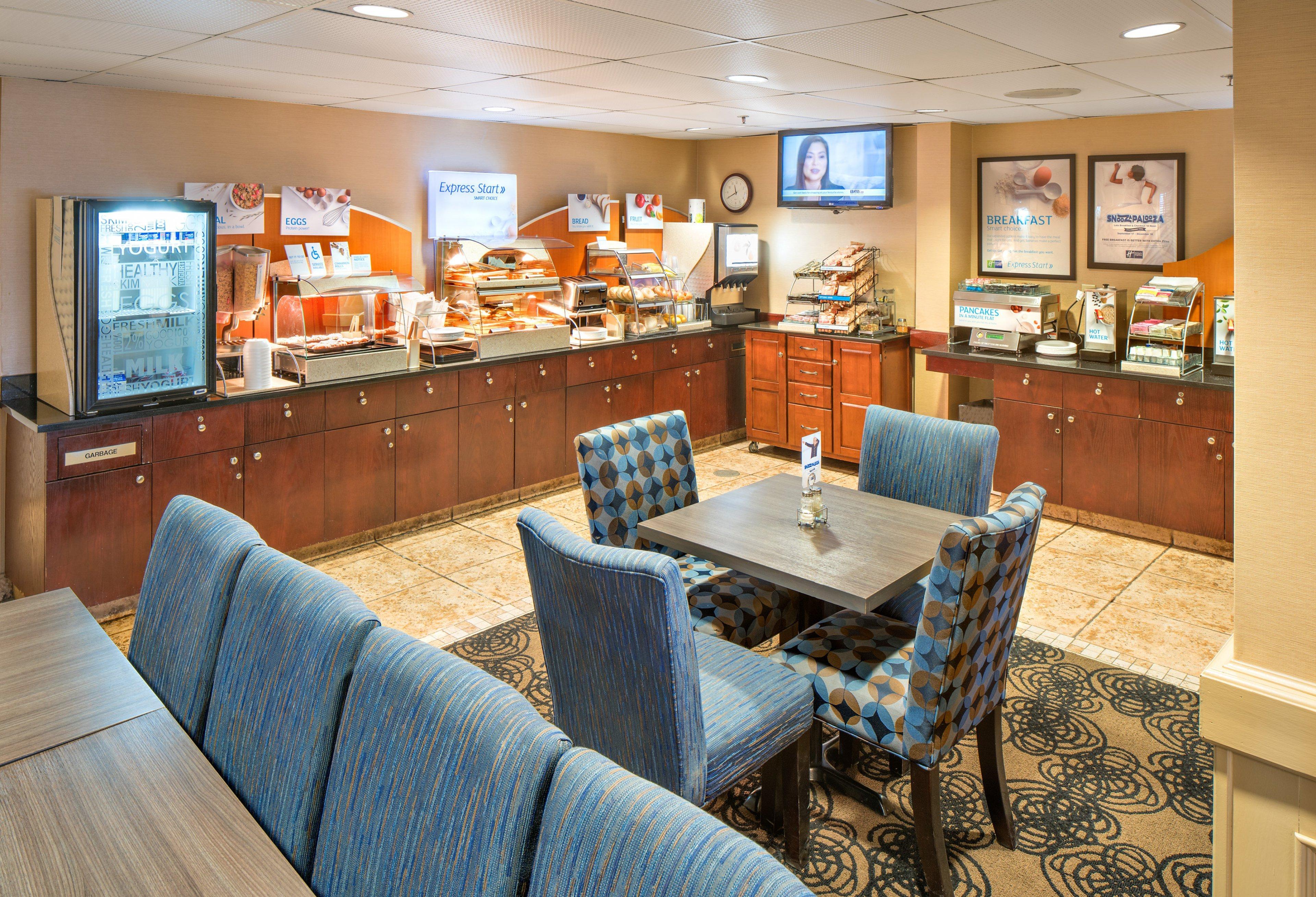 Holiday Inn Express Red Deer By Ihg Buitenkant foto