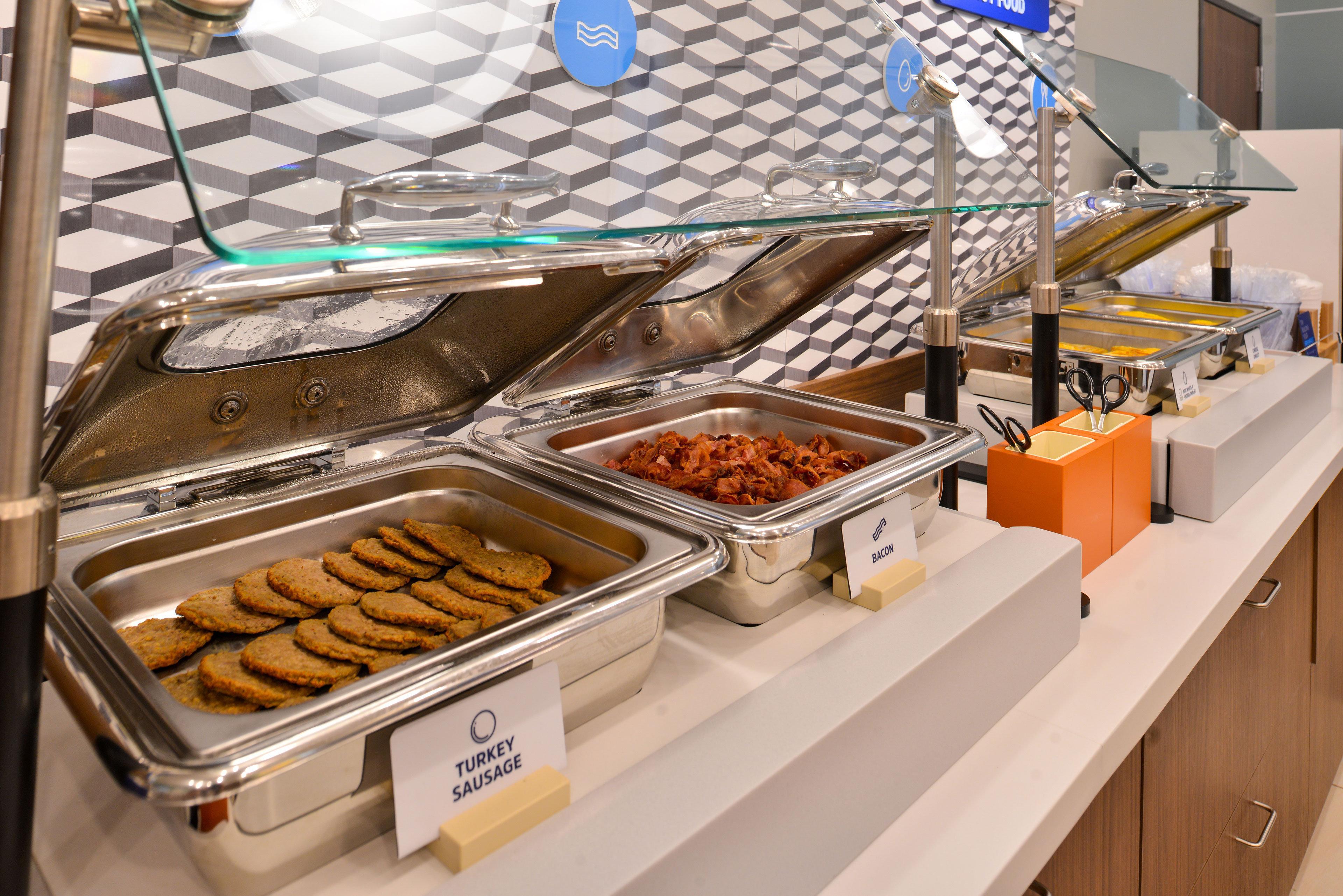 Holiday Inn Express Red Deer By Ihg Buitenkant foto